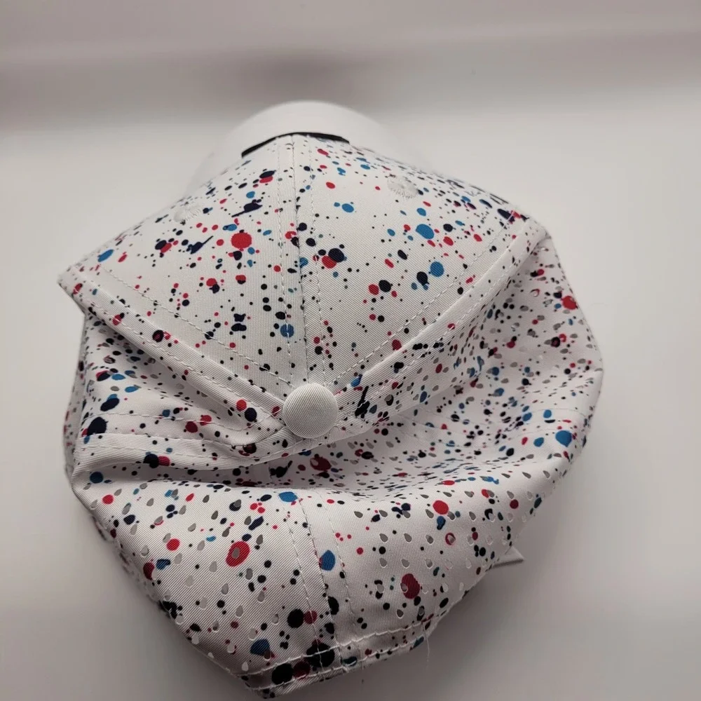 True Bloom Roses White Hat